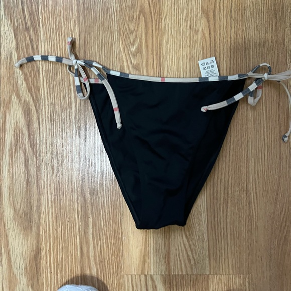 BURBERRY Check Triangle Swim Bottoms Size Medium - Picture 3 of 7